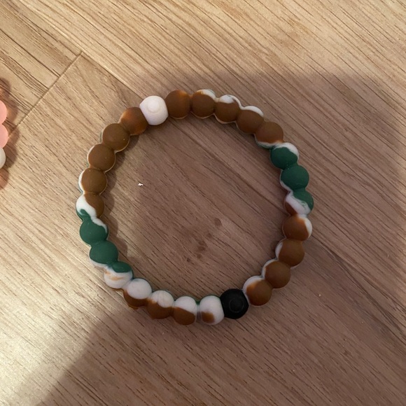 Lokai bracelets - Picture 8 of 10